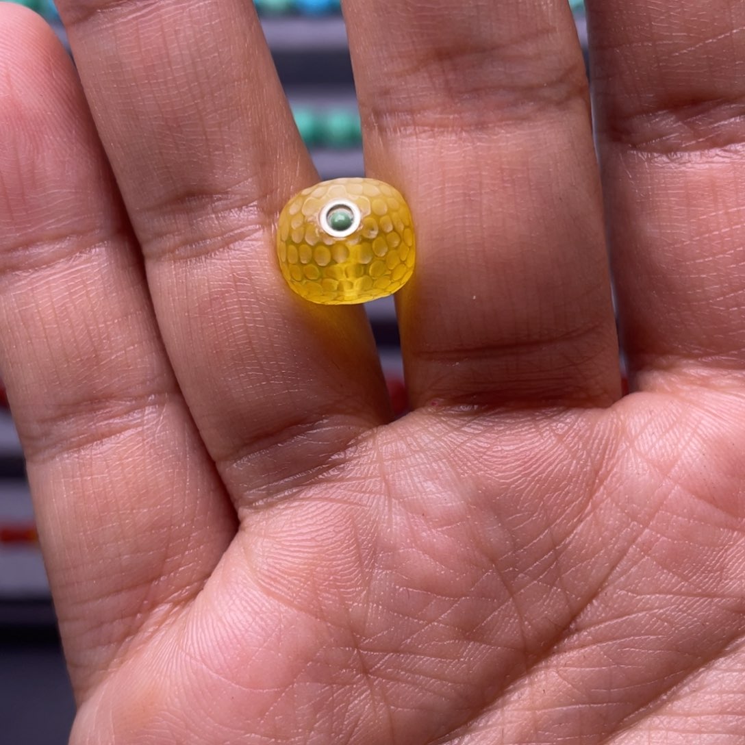 玛瑙/玉髓颈饰合金旧**场