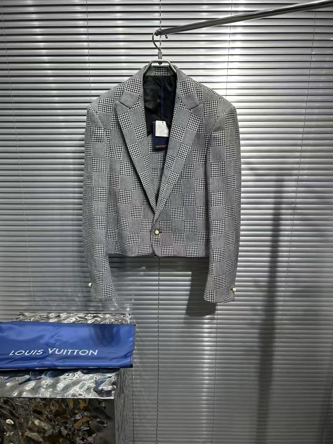 未使用 LouisVuitton/路易威登 棋盘格灰色格纹西装夹克外套 50码