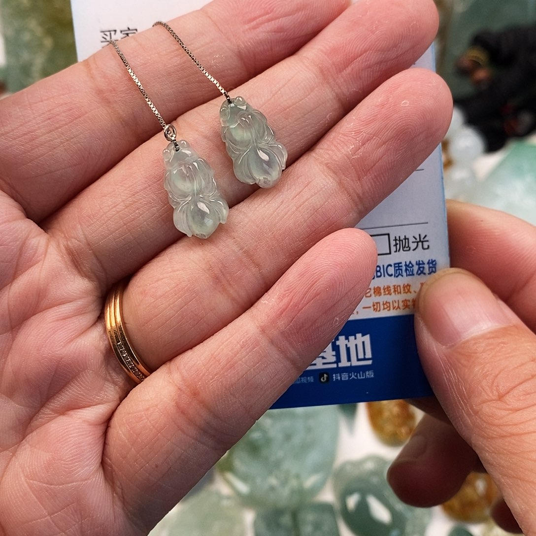 翡翠未镶嵌颈饰金鱼耳环