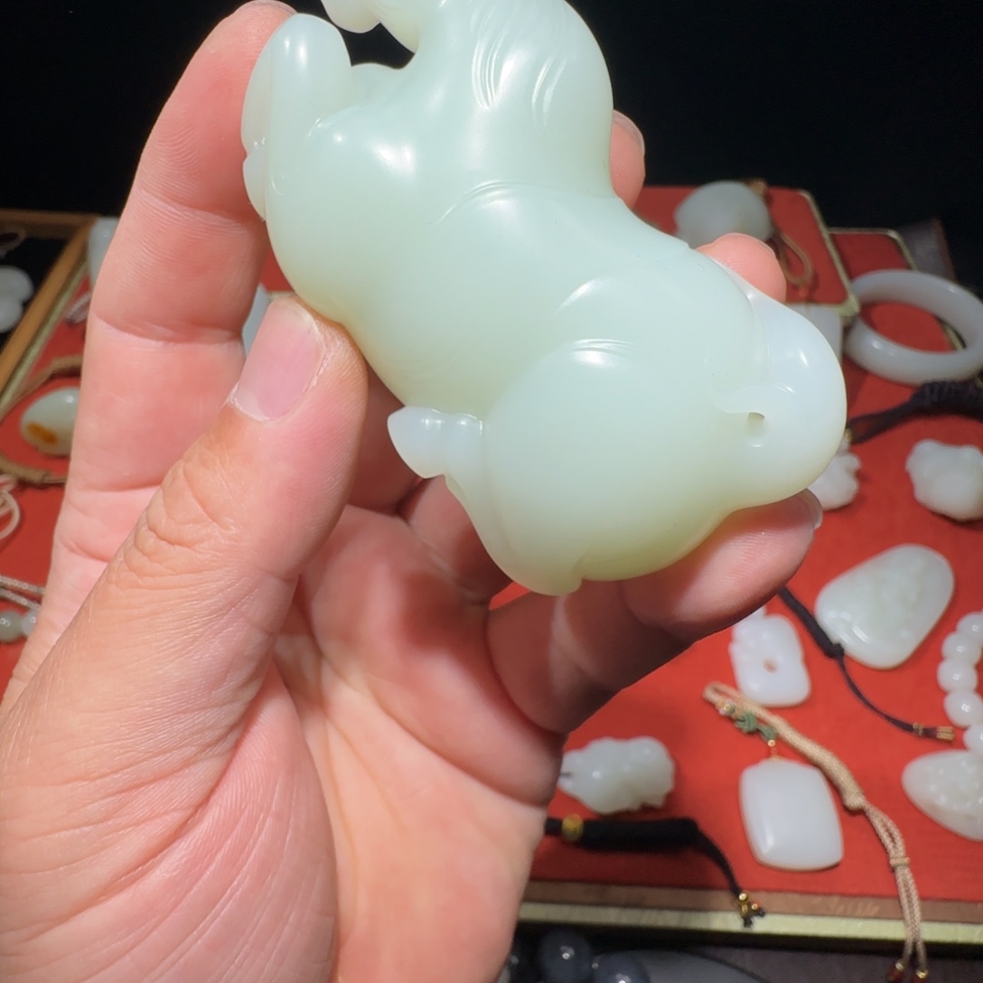 明***师和田玉未镶嵌吊坠(不含链)