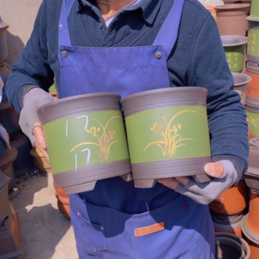 【闪购商品】紫砂花盆中自然