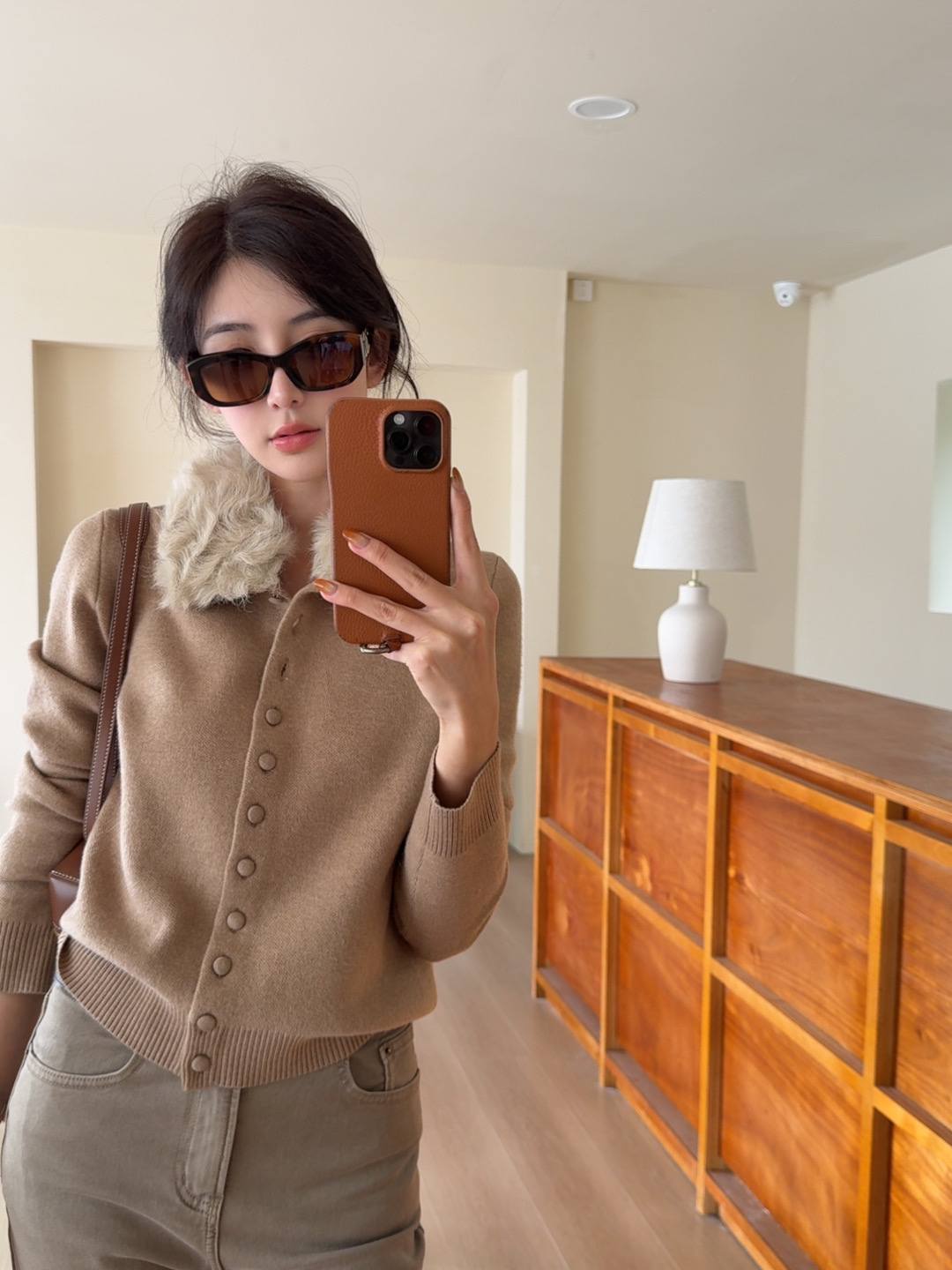 【氛围感小湖羊毛领羊毛混纺针织开衫】SY6331