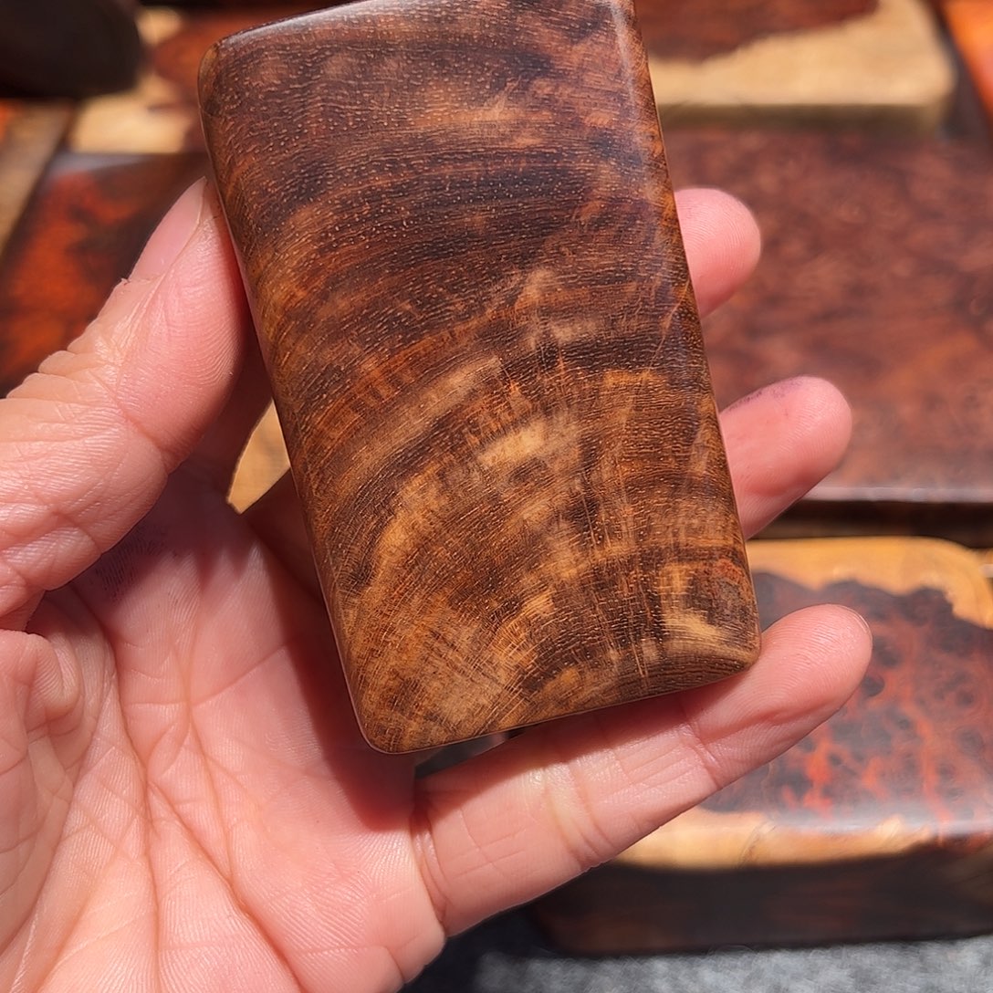 x***y染料紫檀（血檀）赞比亚血檀