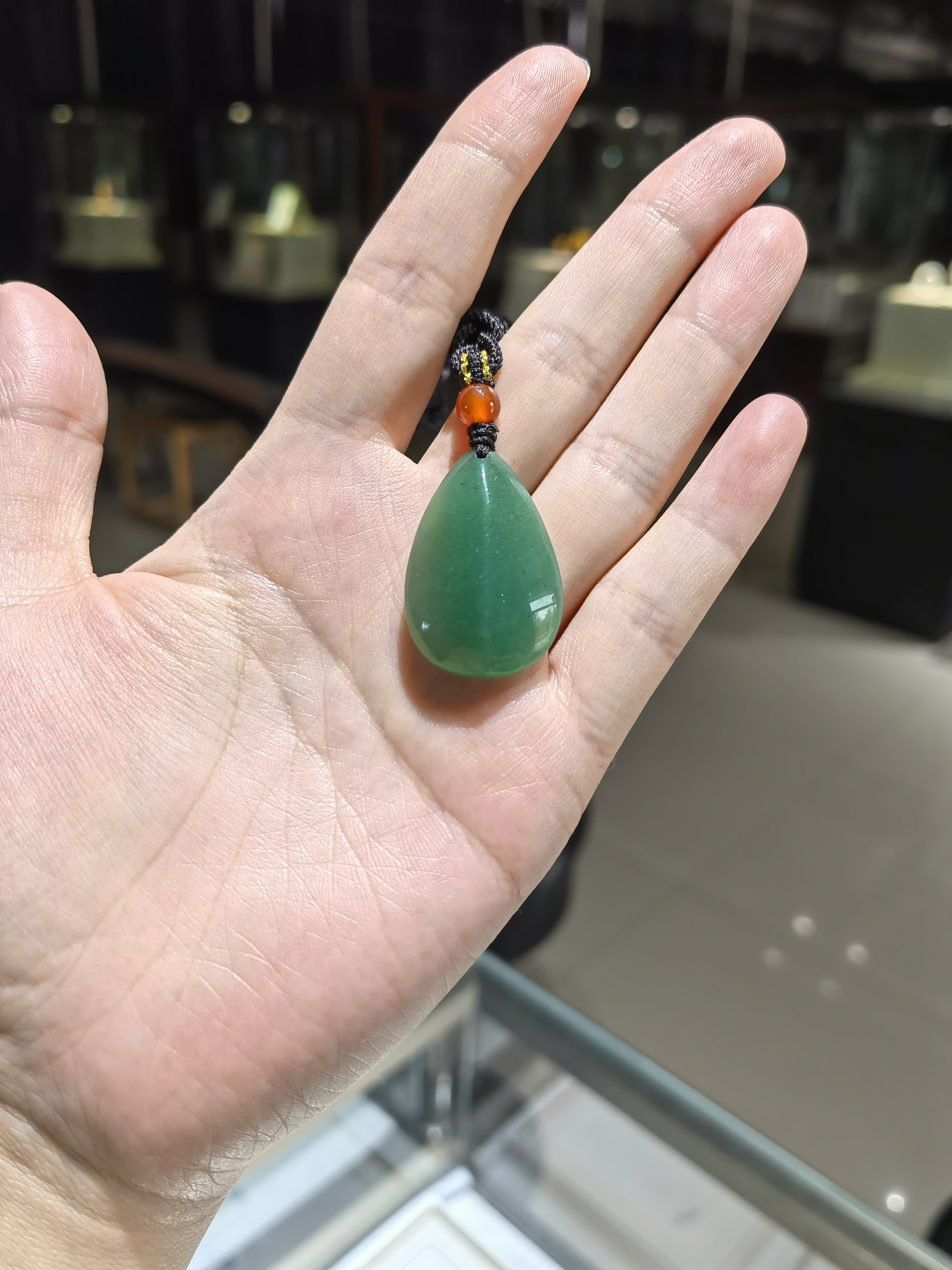 密玉精品水滴吊坠