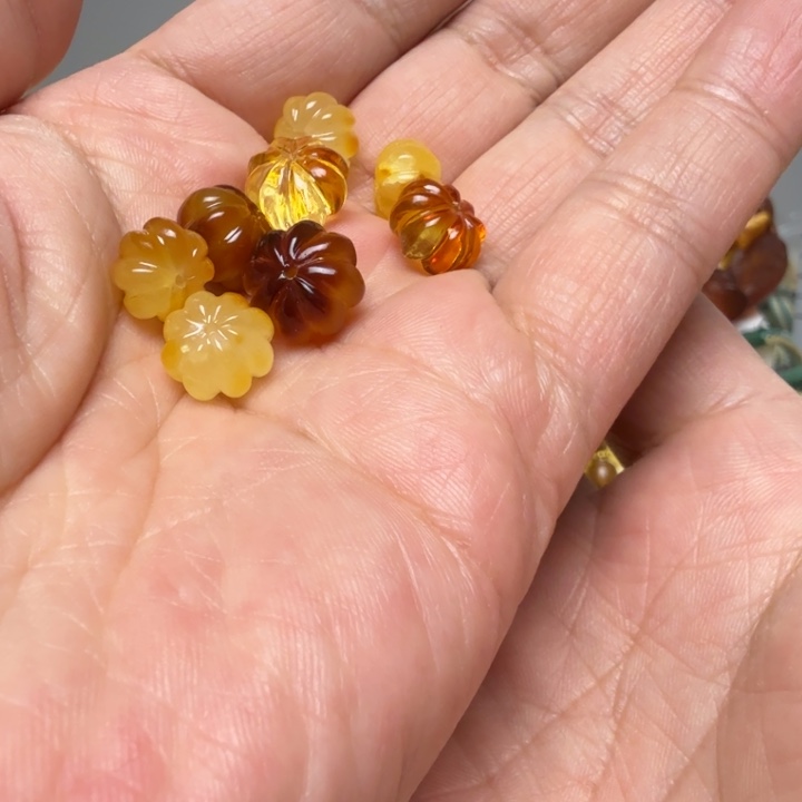 琥珀未镶嵌裸石琥珀蜜蜡配饰多样性发一件