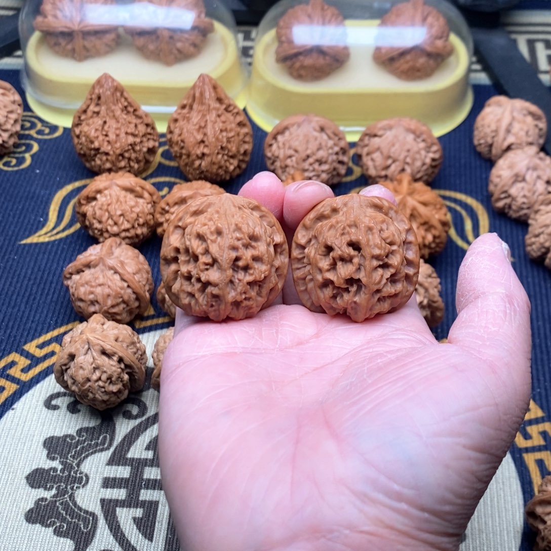 手串/手链橄榄核雪狮36