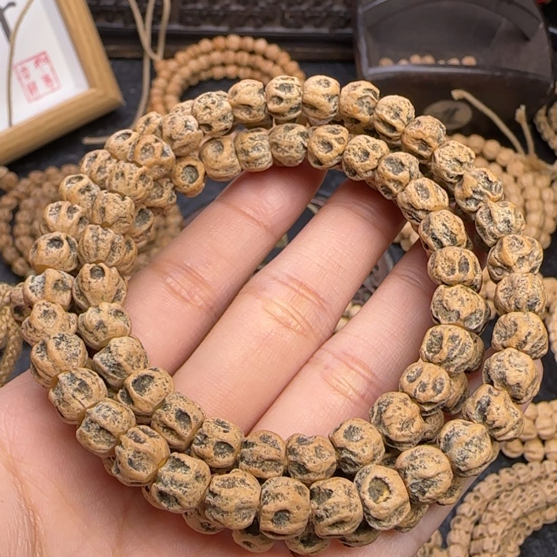 柏香籽/百香籽吊坠寒*