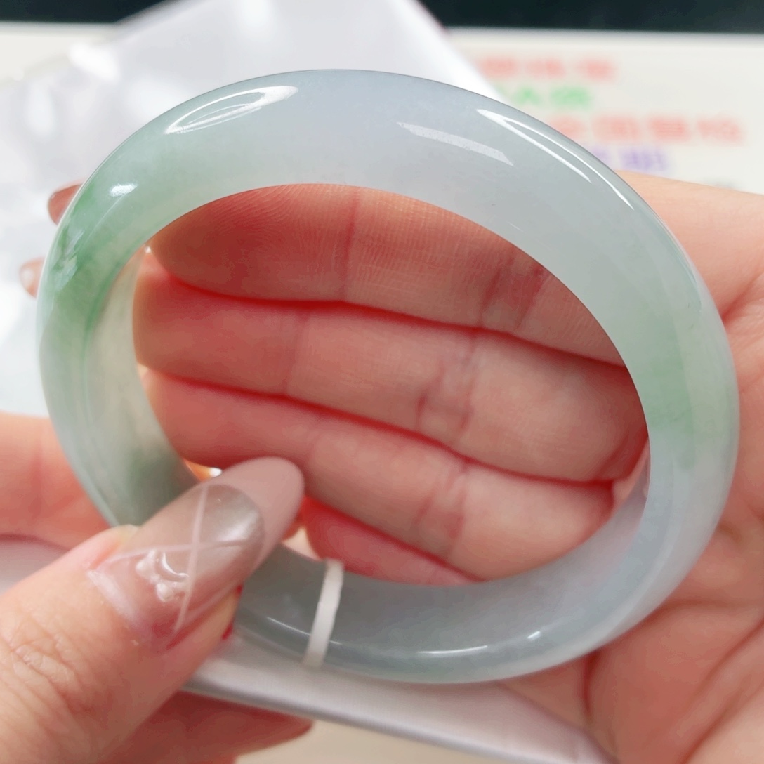 翡翠未镶嵌手镯58.2x535