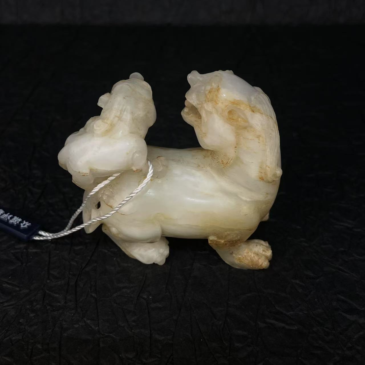 SC114285/清代子母瑞兽和田玉把件