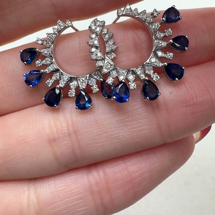 蓝宝石耳环18K金镶嵌