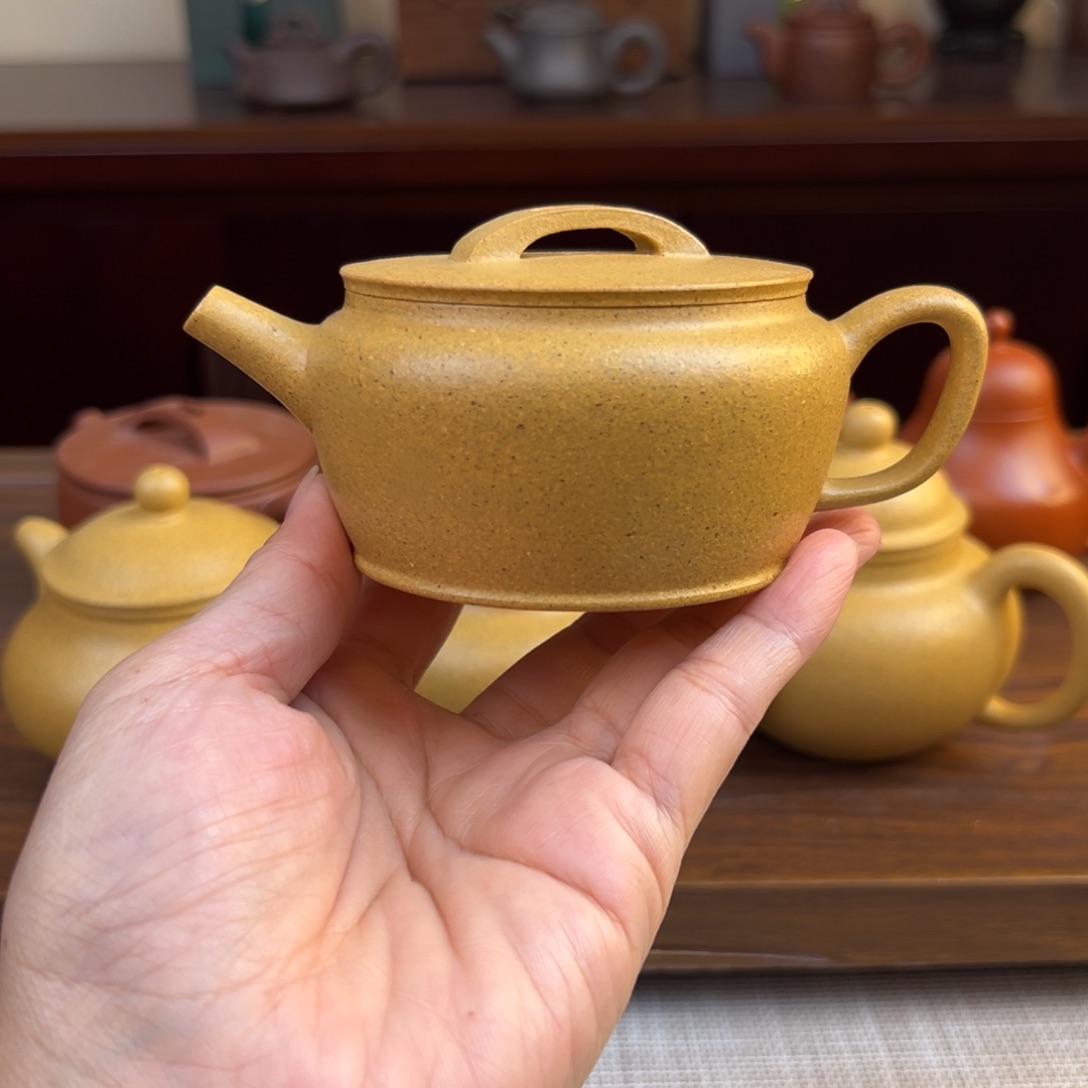 茶壶紫砂黄金段汉瓦全手150cc