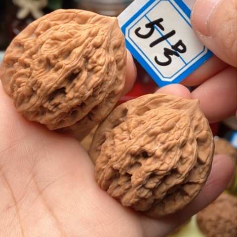 文玩核桃吊坠麦虎39全品