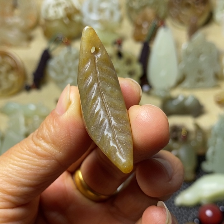 和田玉挂件未镶嵌