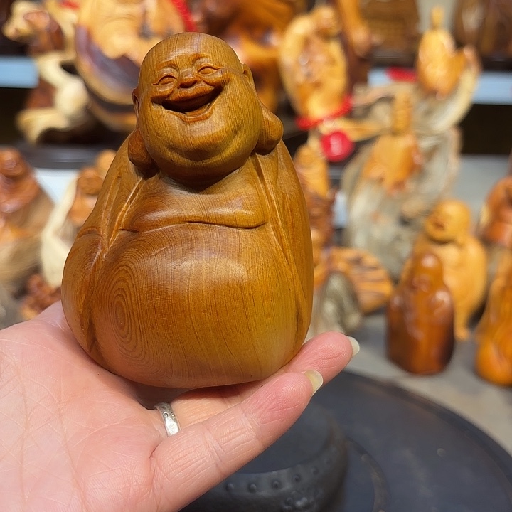 柏木太行崖柏弥勒