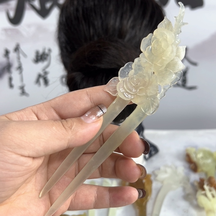 蛇纹石玉发饰未镶嵌