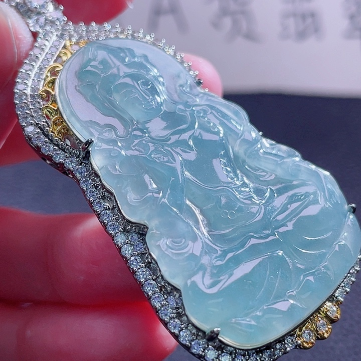 翡翠颈饰未镶嵌999999999