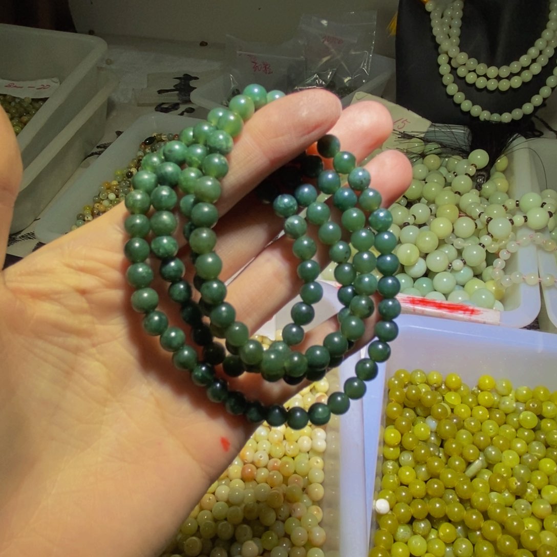 蛇纹石玉其他未镶嵌111