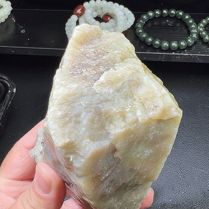 和田玉（糖玉）未镶嵌车挂