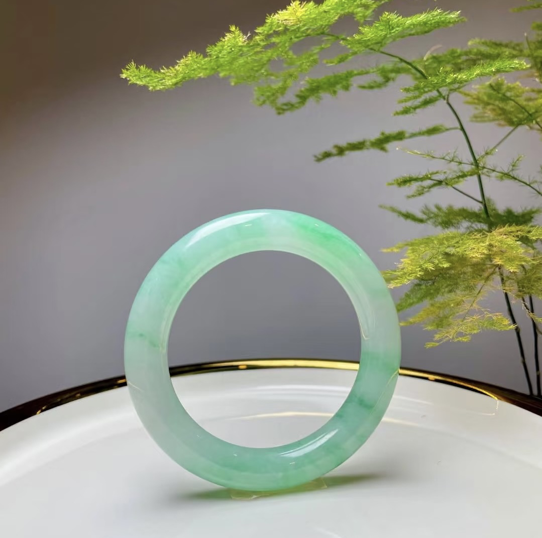 早班新款飘花高冰时尚高透紫罗兰女款多样性发货切勿私拍