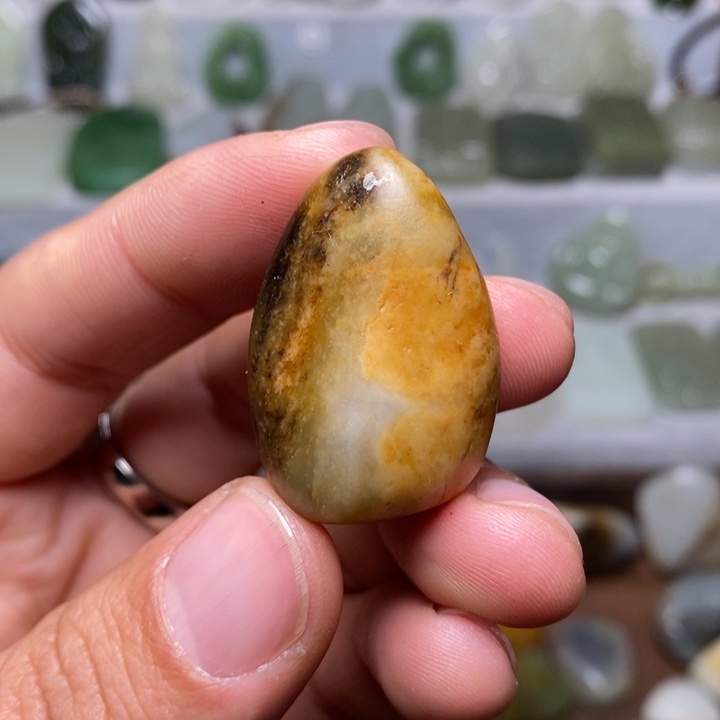 和田玉原石籽玉未镶嵌