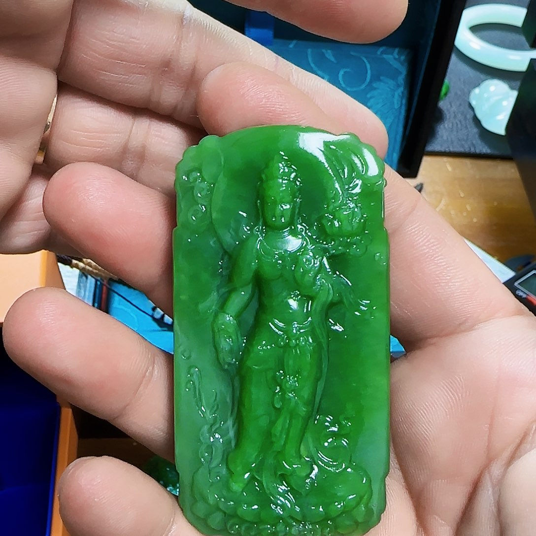 和田玉（碧玉）颈饰未镶嵌请***鬼