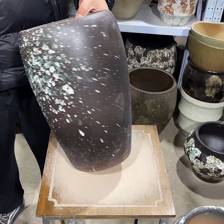 口19高度33黑烟花…………