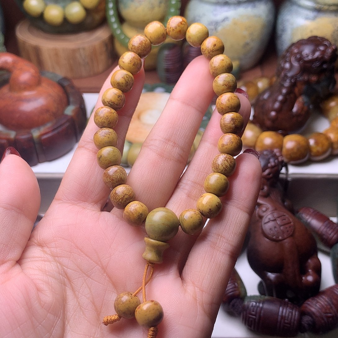 用***4岫岩河磨玉（透闪石质玉）未镶嵌手链