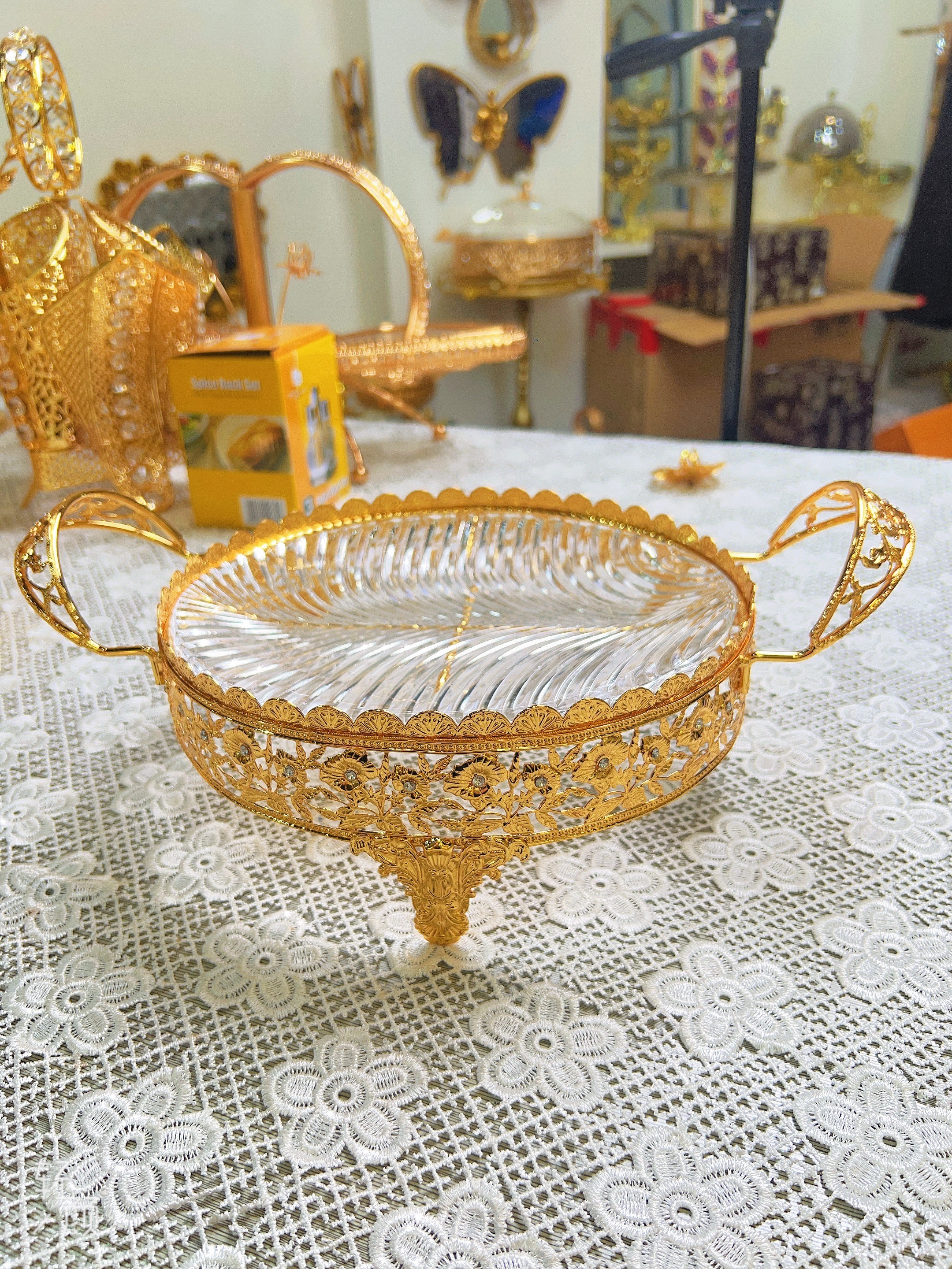 新疆包邮干果盘金色