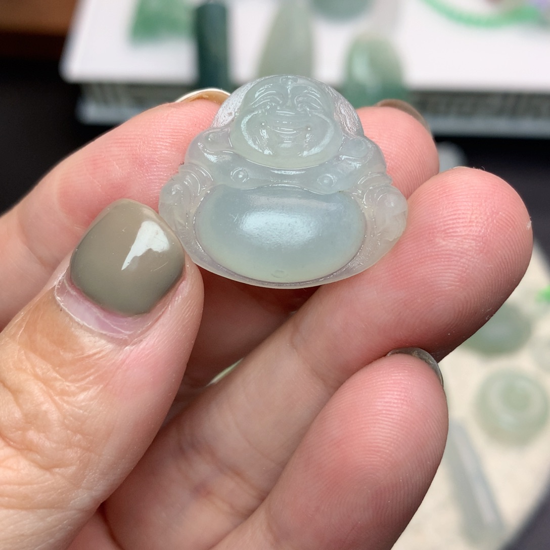 未镶嵌定制翡翠佛公