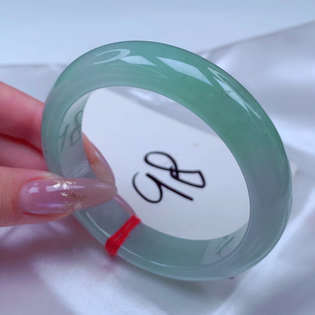 翡翠手镯未镶嵌翡翠54