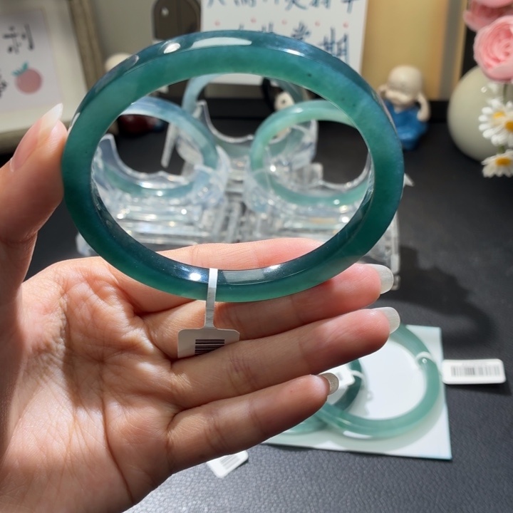 翡翠未镶嵌手镯墨蓝方条