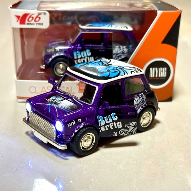 复古迷你合金车1:38声光回力儿童玩具