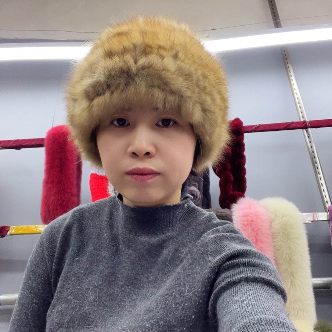 美丽诺羊毛小紫帽子