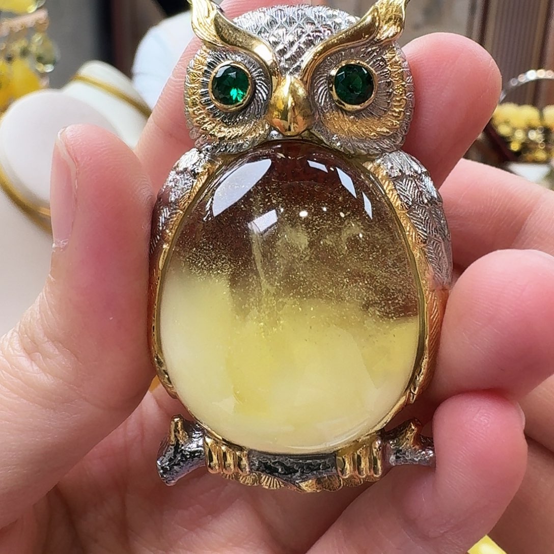 琥珀未镶嵌颈饰吊坠