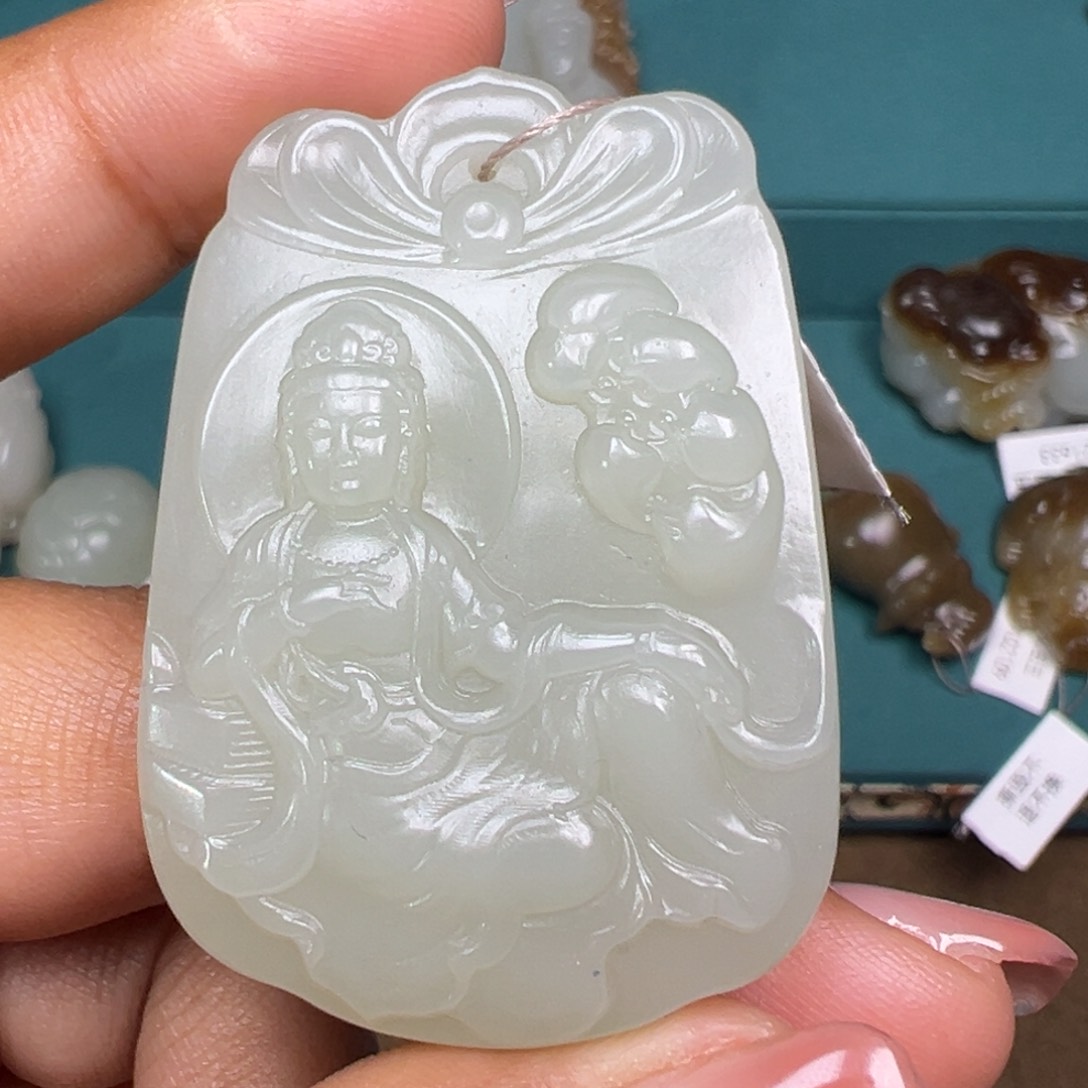 和田玉颈饰未镶嵌