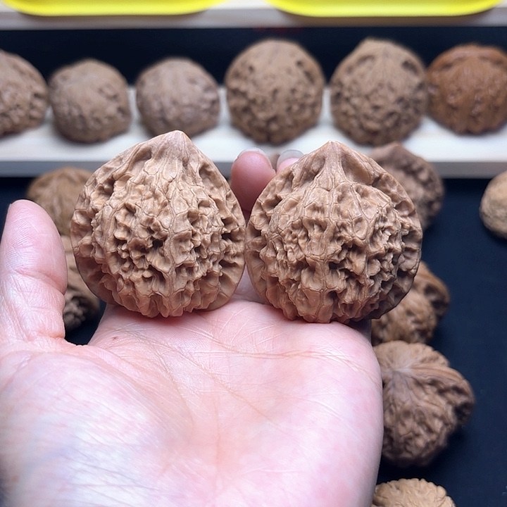 文玩核桃吊坠44官帽