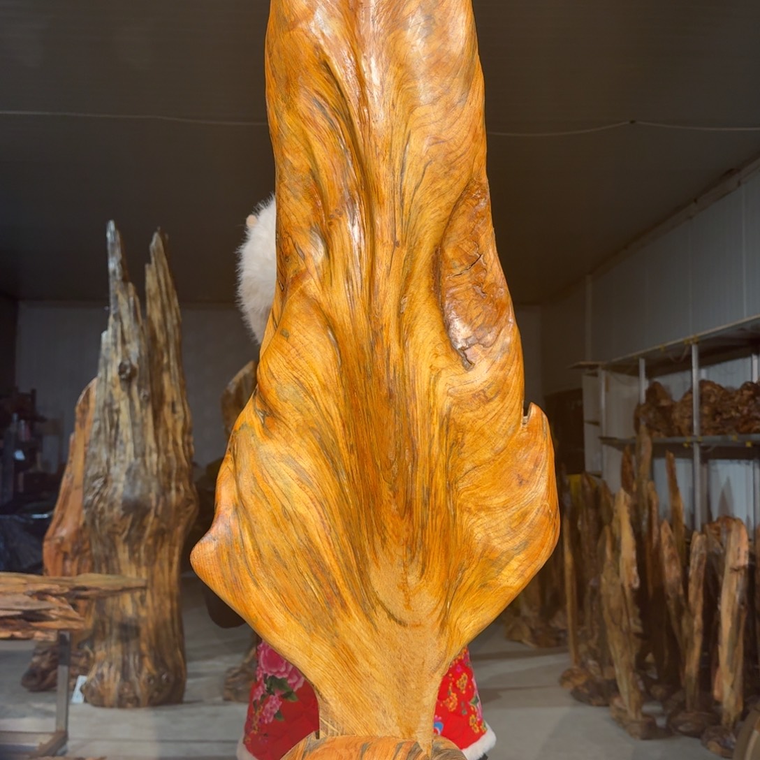 沈***！木佳友琥珀木摆件42