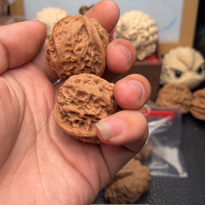 文玩核桃吊坠小*鸟39全品宫灯