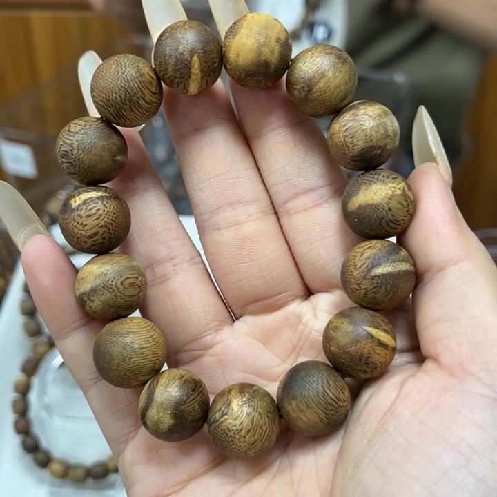 沉香木手串1.5圆珠单圈多样性发1