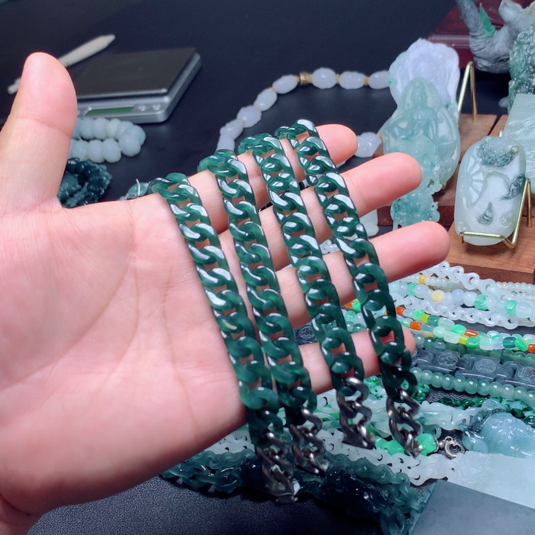 别***闹定制翡翠未镶嵌翡翠