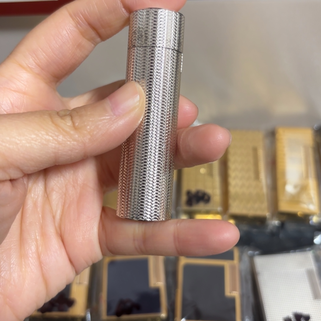 都登卡中古打火机
