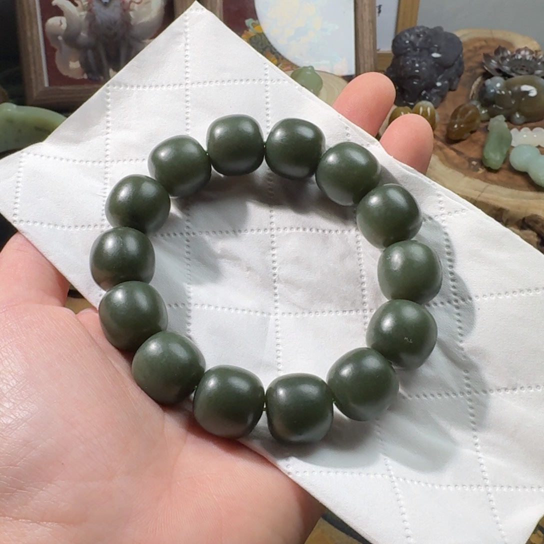 和田玉手串未镶嵌