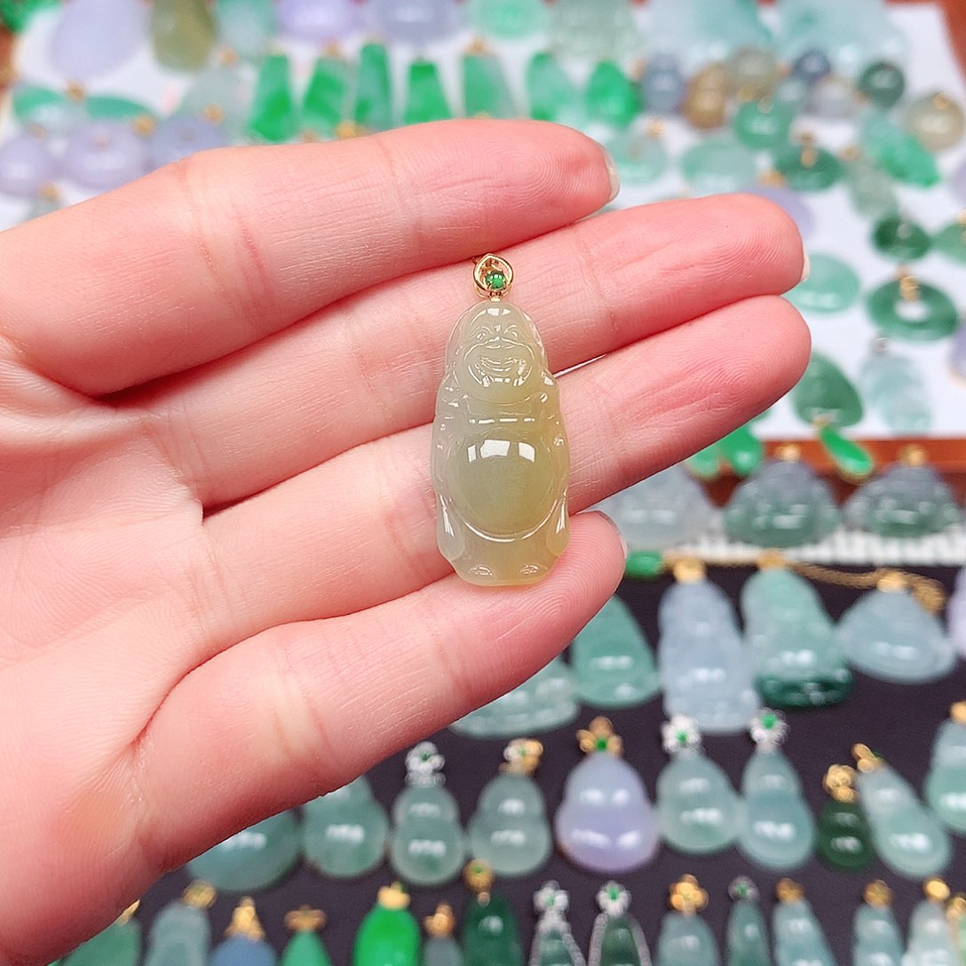 翡翠颈饰18K金镶嵌天然翡翠A货