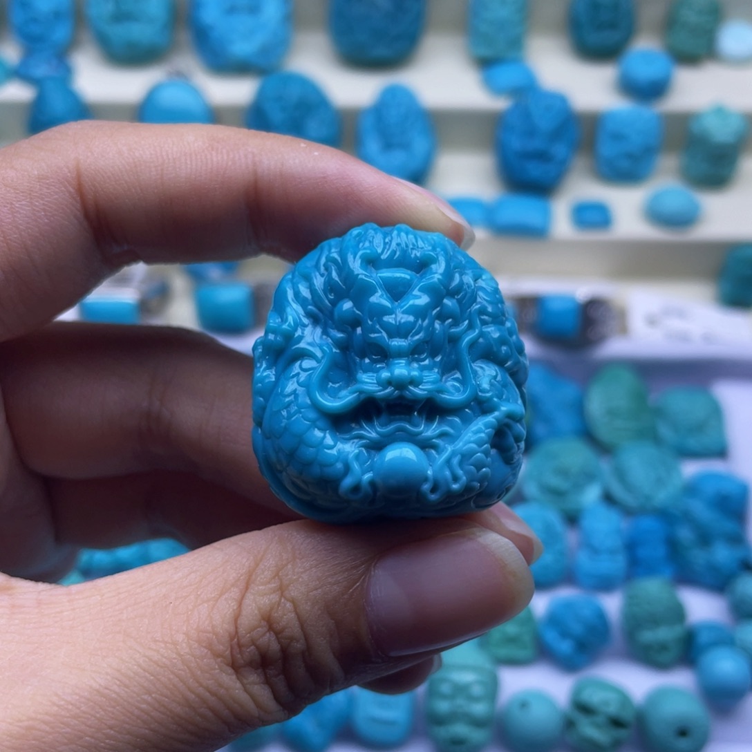 未镶嵌绿松石珠宝奇石