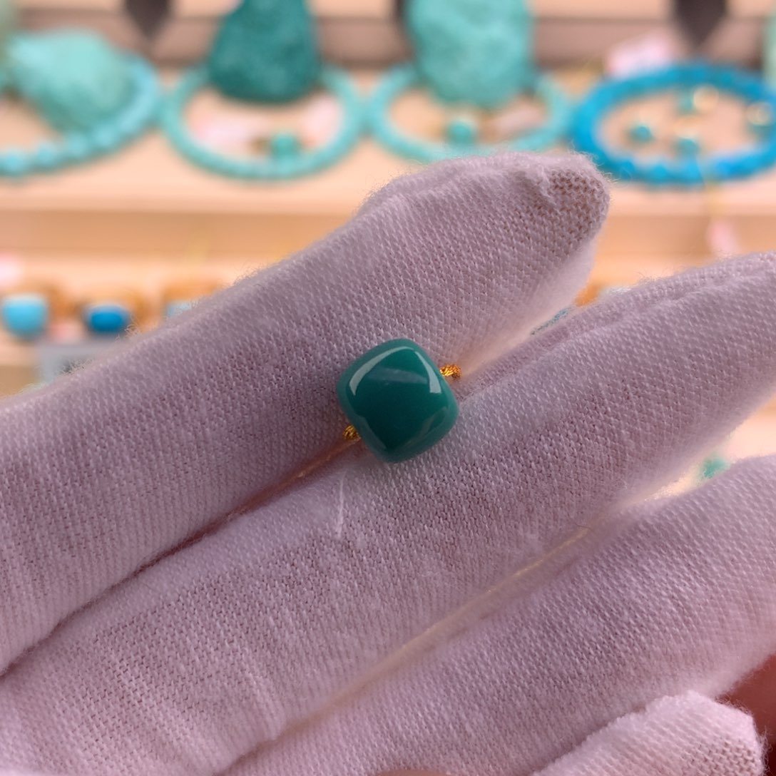 绿松石珠宝奇石未镶嵌8.5*7.6mm