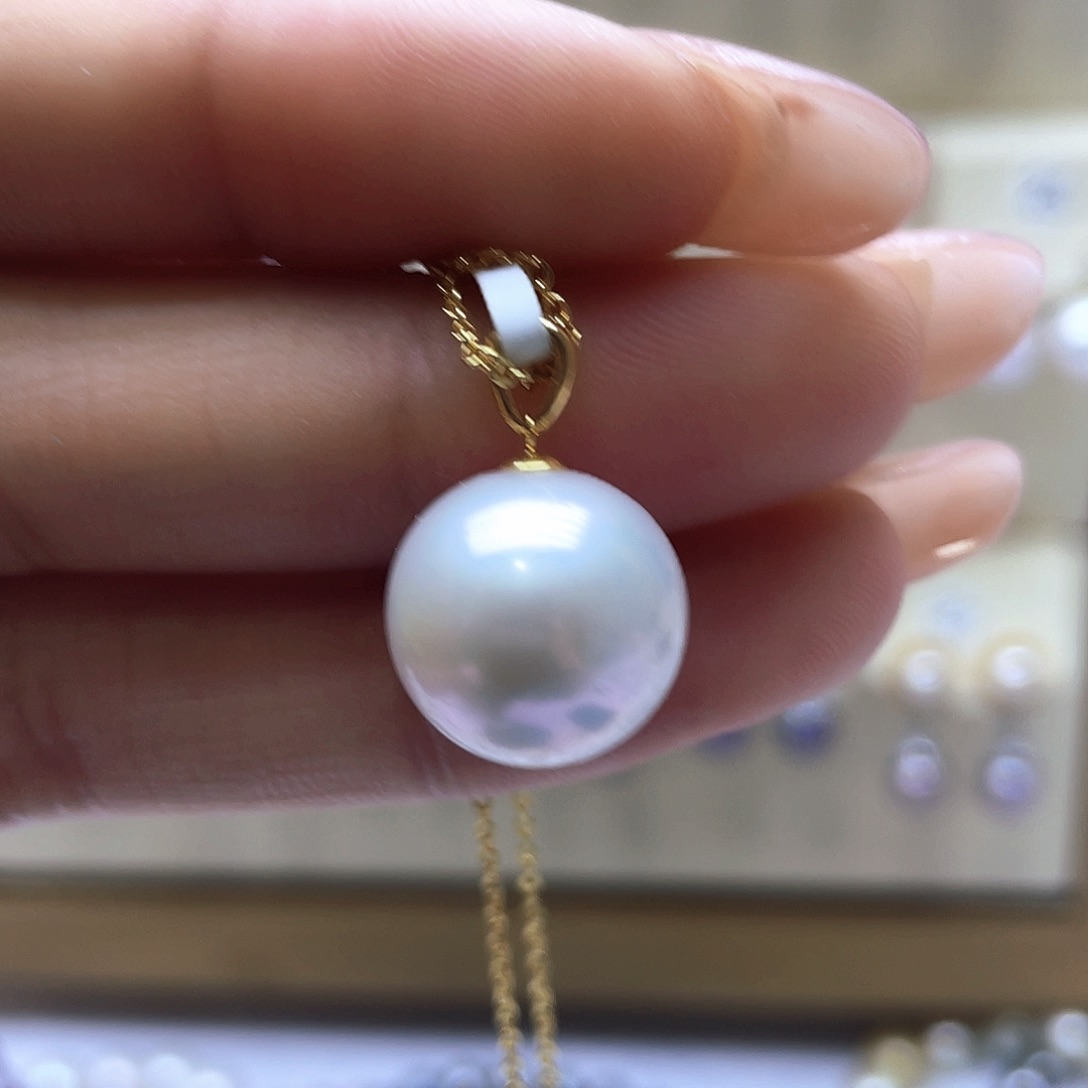 淡水珍珠颈饰18K金镶嵌