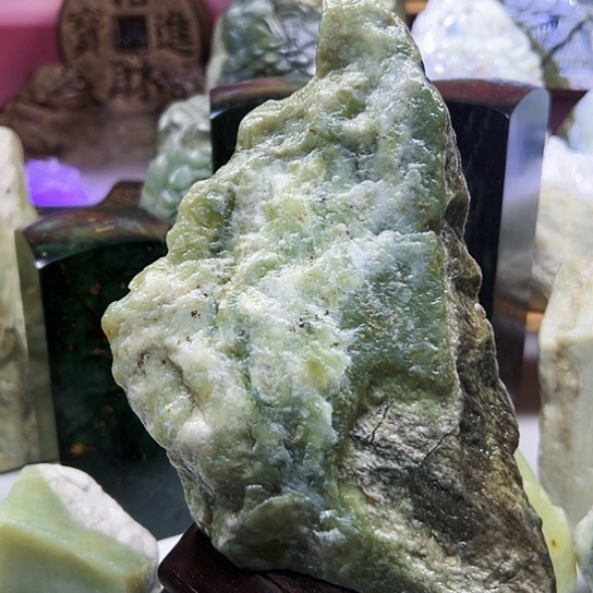 单***族未镶嵌和田玉挂件