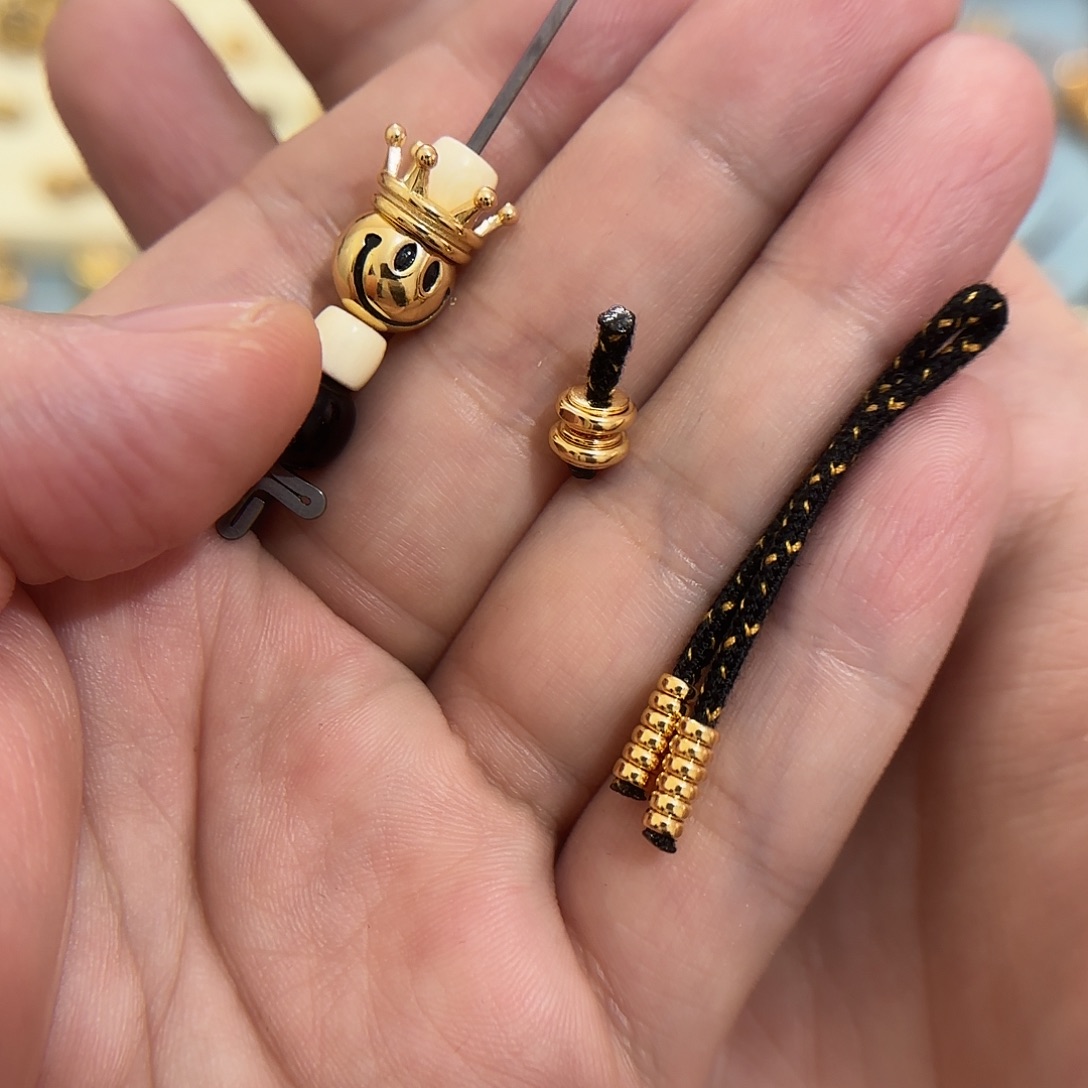 艺***师一套配饰啊啊啊啊啊啊啊啊啊啊啊