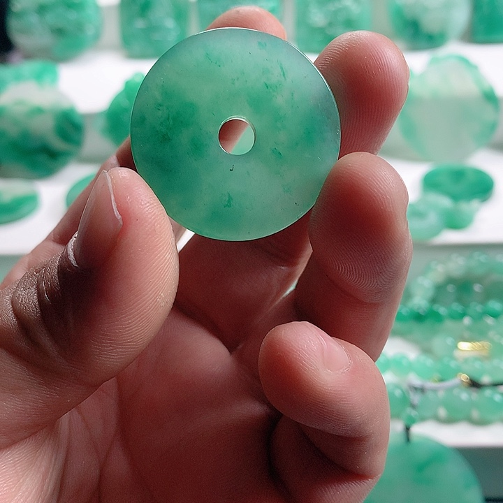 石英质玉手链未镶嵌