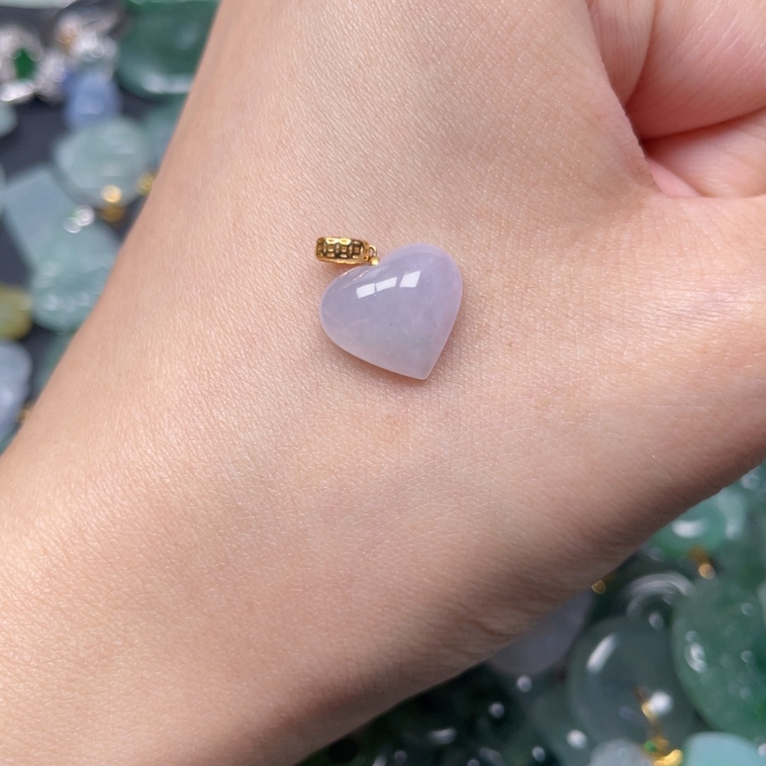 翡翠颈饰18K金镶嵌翡翠